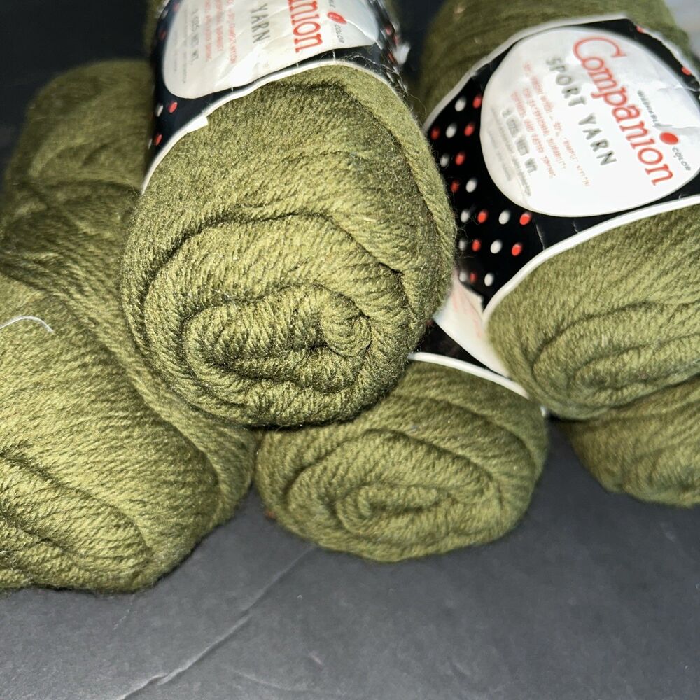 Companion 5pc Sport Yarn Wool Blend Yarn Knit, Crochet Green 2oz 567/ 2842